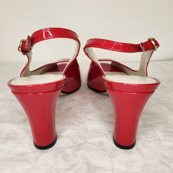 Vintage Patent Red Leather Pumps - Picture 7 of 12